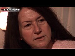 Play MP4 - Dirty brunette lesbians get horny