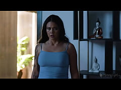 Play MP4 - Dana & Chloe - A Tempting Peek - Chloe Surreal