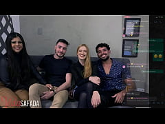 Play MP4 - Encontro com casal bi safado&comma; rolou muita putaria sem limites entre dois casais bi&period;