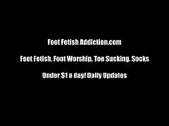 Play MP4 - You are obsessed with my feet arent you