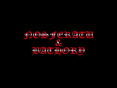 Play MP4 - Nosferatu masturbandose pensando en la inquilina