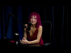 Play MP4 - Seu limite &eacute; ficar 4 horas metendo&comma; falaram que o Binho TED abusava das mulheres&comma; pediram para ela peidar&comma; contou o que deixa a buceta escorrendo&comma; e seus objetivos&period;&period;&period; - Tiffany Carioca