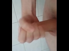 Play MP4 - Bathroom Fun