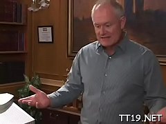 Play MP4 - Sexy gets down on knees and gives hot pov oral-sex stimulation