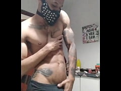 Play MP4 - Dancing hip hop