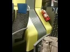 Play MP4 - Dickflash exhibe train branle public suisse caught