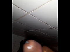 Play MP4 - Blackguy jerking off&period;&period; 6 loads of cumshot