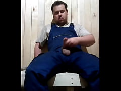 Play MP4 - A Russian gay man demonstrates his masturbation skills