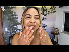 Play MP4 - DP com pau e brinquedo com a novinha - Nands Ninfetinha