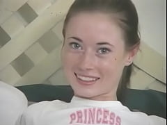 Play MP4 - ann harlow and friend suck boyfriends cock