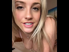Play MP4 - Early Morning Squirt and Intense Masturbation