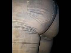 Play MP4 - my ass in jeans