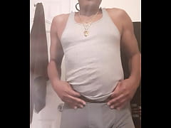 Play MP4 - Boss og setting the mood in this bitch