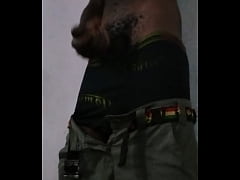 Play MP4 - Solo male masturbating while watching porn