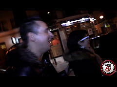 Play MP4 - La primera doble penetraci&oacute;n de Amanda X