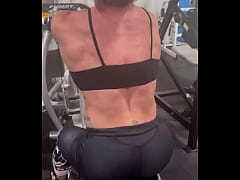 Play MP4 - It&rsquo;s Back Day  I really need a posing coach to help me with that booty pose at the end