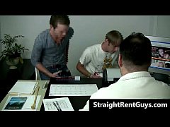 Play MP4 - Hetero hunks go gay for cold hard cash gays