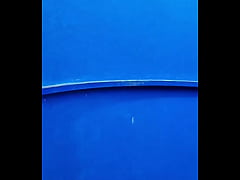 Play MP4 - Tu viens te changer avec moi &quest;