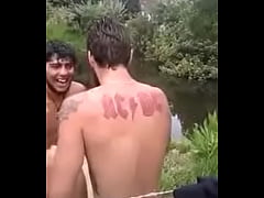 Play MP4 - Chris and Gabril