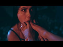 Play MP4 - Gorgeous Svetlanna Seduces Ravena With Her Sensual White Toenails