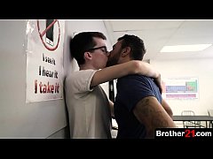 Play MP4 - Inexperienced cute boy has never been kissed and is in dire need of some practice&comma; luckily&comma; his is here to offer him some helpful pointers