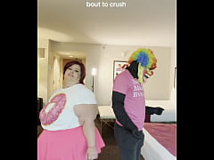 Play MP4 - Dancing With Natalie Kinky