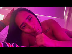 Play MP4 - stepmom shares bed and gets anal sex