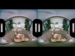 Play MP4 - VRCosplayX&period;com Fuck Infamous Dani Jensen As Poison Ivy