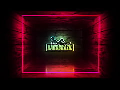 Play MP4 - Tentantiva de anal com a fofinha Kn Bombom