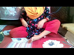 Play MP4 - I caught my Maid Doing Masturbating