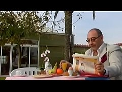 Play MP4 - Roberto Malone - Fodendo na piscina do hotel com duas