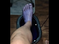 Play MP4 - Barefeet in Paraffin Wax