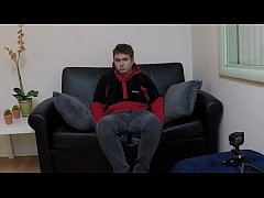 Play MP4 - nick " the Dick " Flee