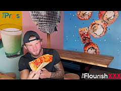 Play MP4 - Trailer The Pros Ep 16&colon; Sports Agent goes after the QB