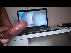 Play MP4 - Tive que gozar gostoso pra sentada dessa ruiva cavala
