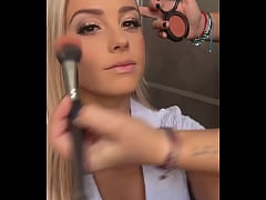 Play MP4 - Pr&eacute;paration pour la sc&egrave;ne &quest;&quest;