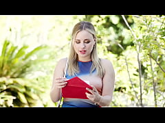 Play MP4 - Blindfolded Anna Claire Clouds Kept on a Chain by SinfulXXX