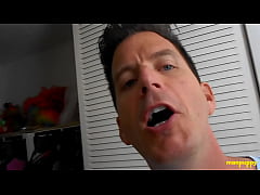 Play MP4 - Hunk Jeff Drizzle Got His Cock Throbbing During Foot Play