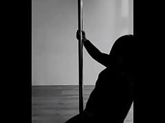 Play MP4 - Pinay Pole Dancing with Heels and doing Aerial Hoops