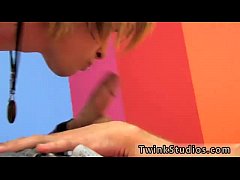 Play MP4 - Gay teen cock cheese porn The super-cute tattooed and pierced fellow