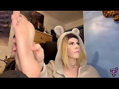 Play MP4 - Mean Stepsister Ignores You As You Stare At Her Stinky Feet Then Gives a Countdown to Get Rid of You&excl; - Jessica Bloom