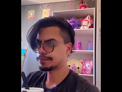 Play MP4 - esperando ela fazer o decalque