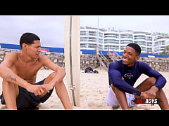 Play MP4 - fodendo o surfista safado