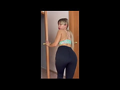 Play MP4 - Lea Farting In Leggings&excl;