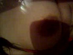 Play MP4 - Nelly la esposa de mi primo dedeandose rikisimo