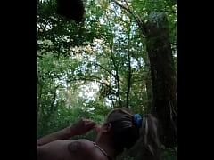 Play MP4 - 2025 09 17 Esclave F en foret rampe dans la boue pisse et ceinture