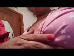 Play MP4 - Ella se vende as&iacute;