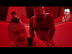 Play MP4 - Muscular Top Viktor Destroys Axel Abysse's Hole