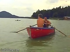 Play MP4 - Steamy gay sucking in a little boat