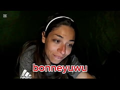 Play MP4 - bonneyuwu - acampando al aire libre